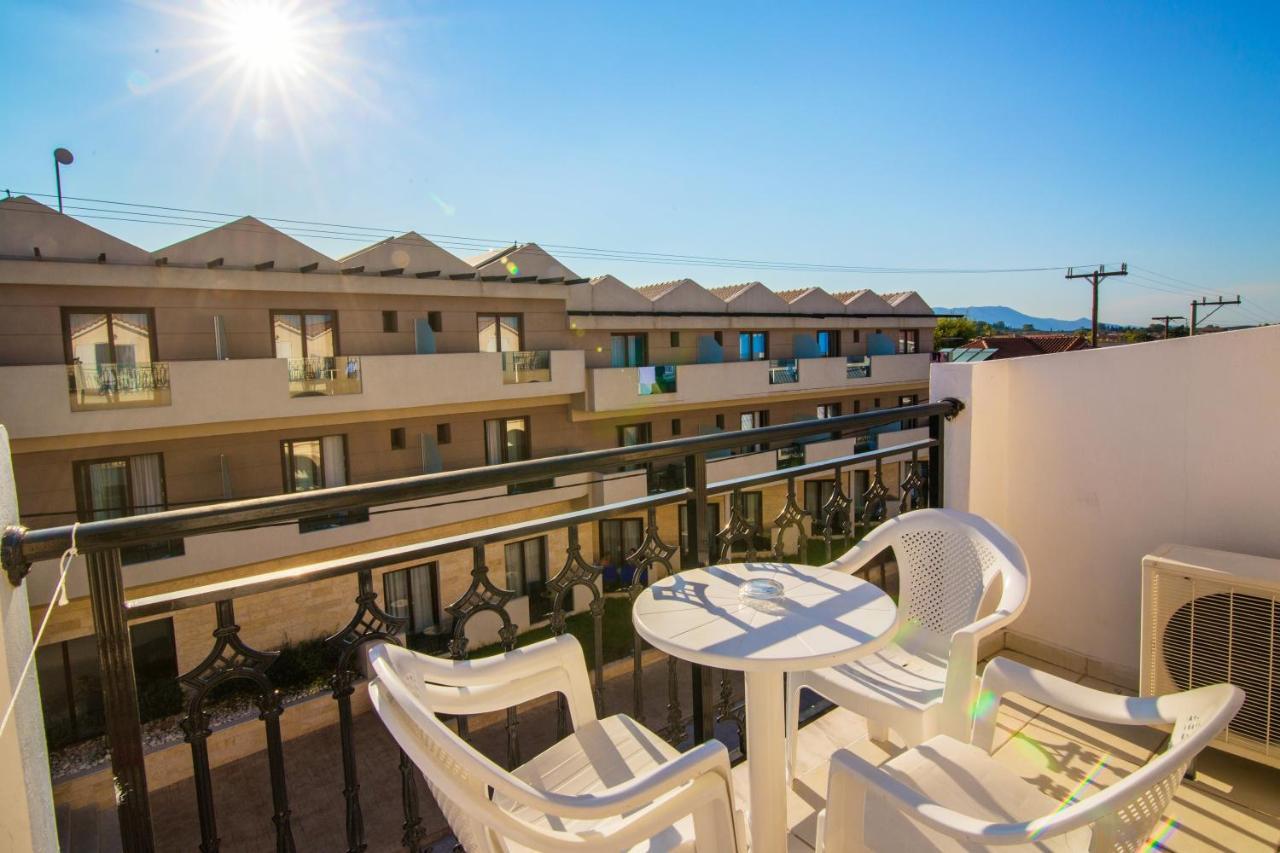 Playa Bay Hotel Zakynthos Laganas Bagian luar foto