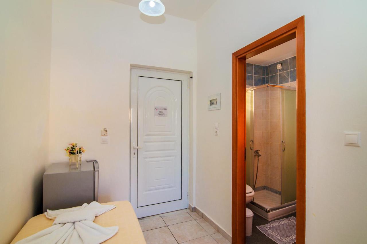 Playa Bay Hotel Zakynthos Laganas Bagian luar foto